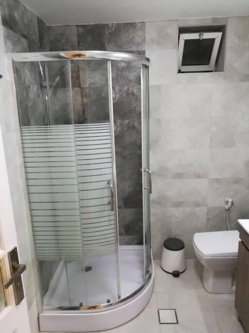 'C' Dazzling Modern 2 Bdrm Apt In Khalda Free Wifi 암만 외부 사진