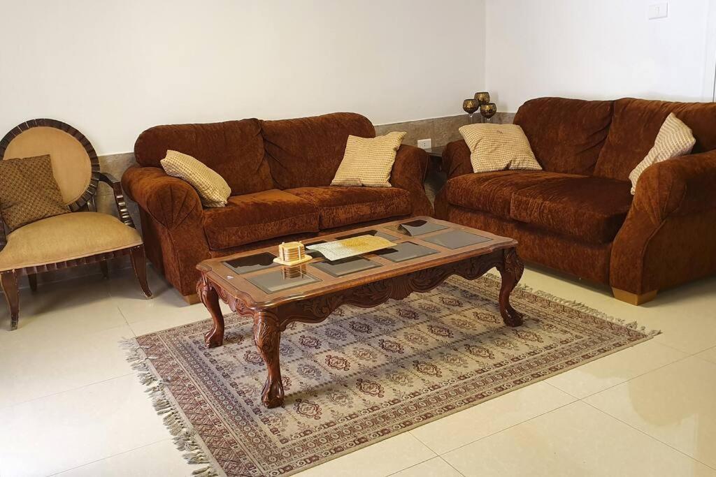 'C' Dazzling Modern 2 Bdrm Apt In Khalda Free Wifi 암만 외부 사진